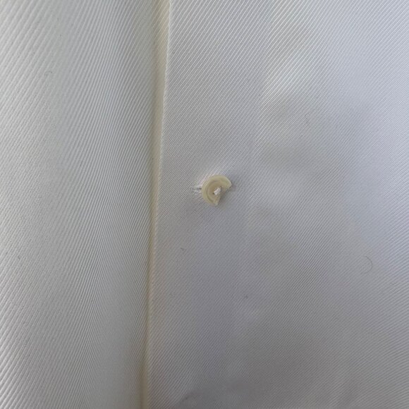 Eton Custom Made White Textured Twill Dress Shirt – Size 42 / 16–16.5 (Estimated - Picture 6 of 10